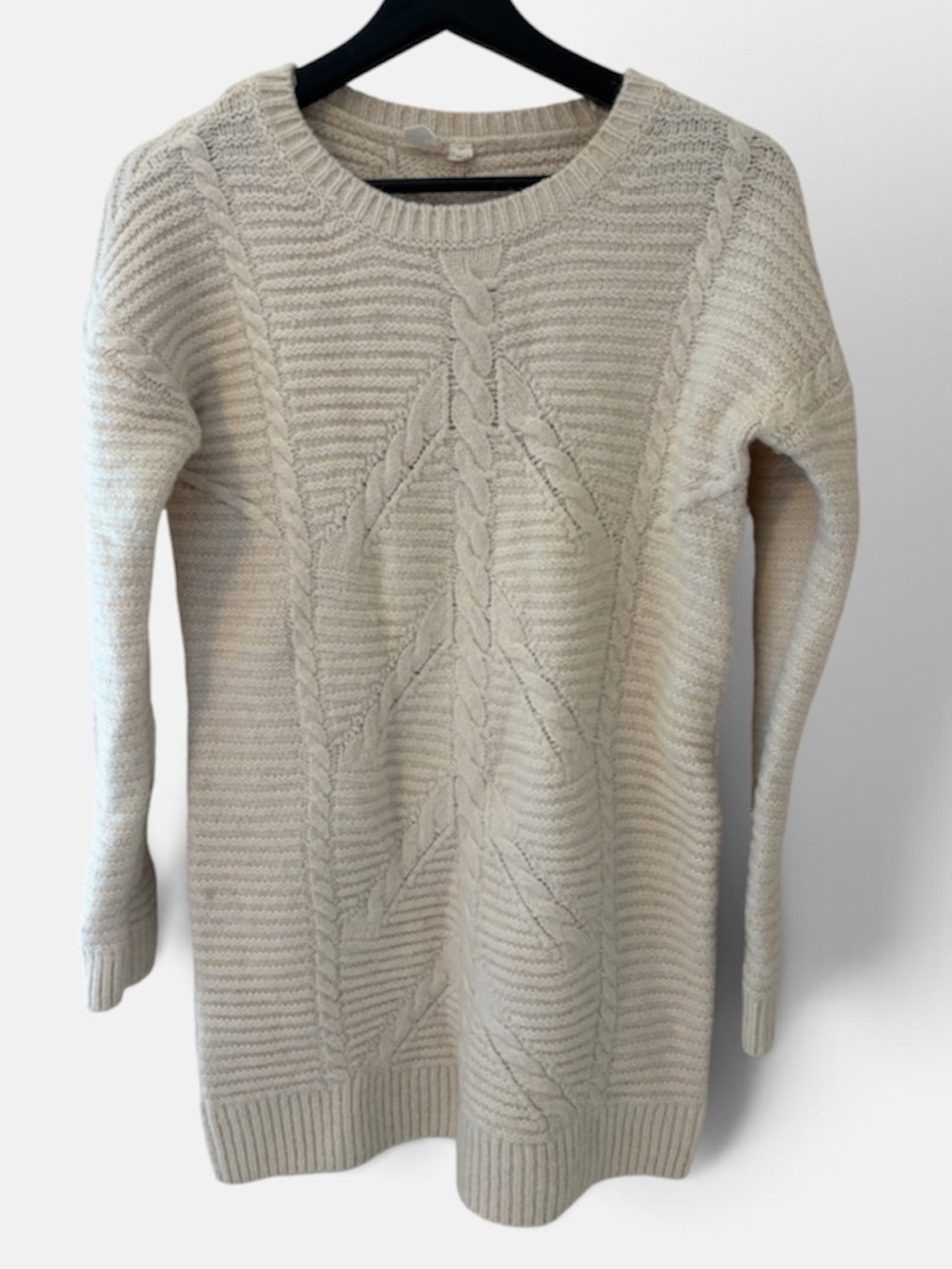 Gap Cozy Cream Cable Knit Sweater